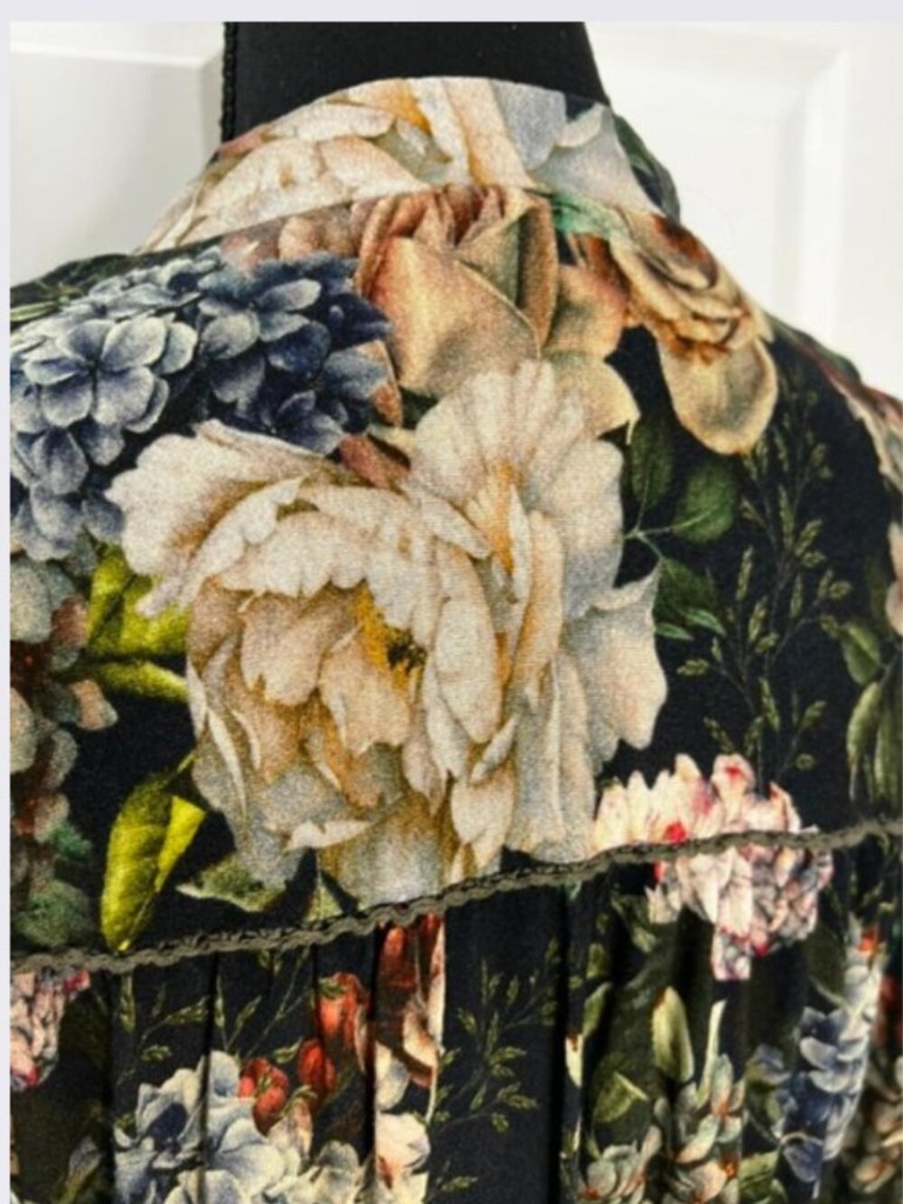 Anthropologie Bl-nk Stephanie Top in Dark Floral Print Long Sleeves – Size Small - Picture 7 of 9